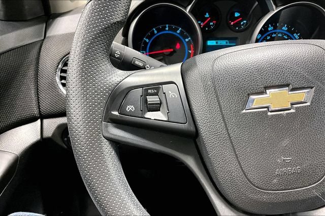Used 2015 Chevrolet Cruze LT FWD image 11
