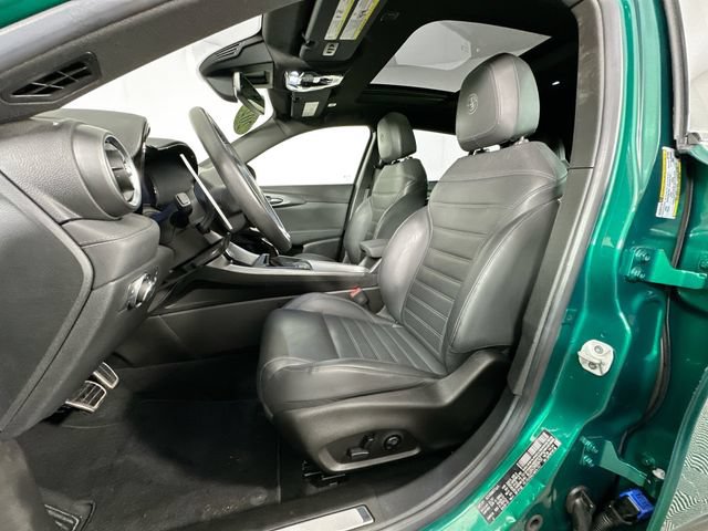 Used 2024 Alfa Romeo Tonale Ti AWD/4WD image 11