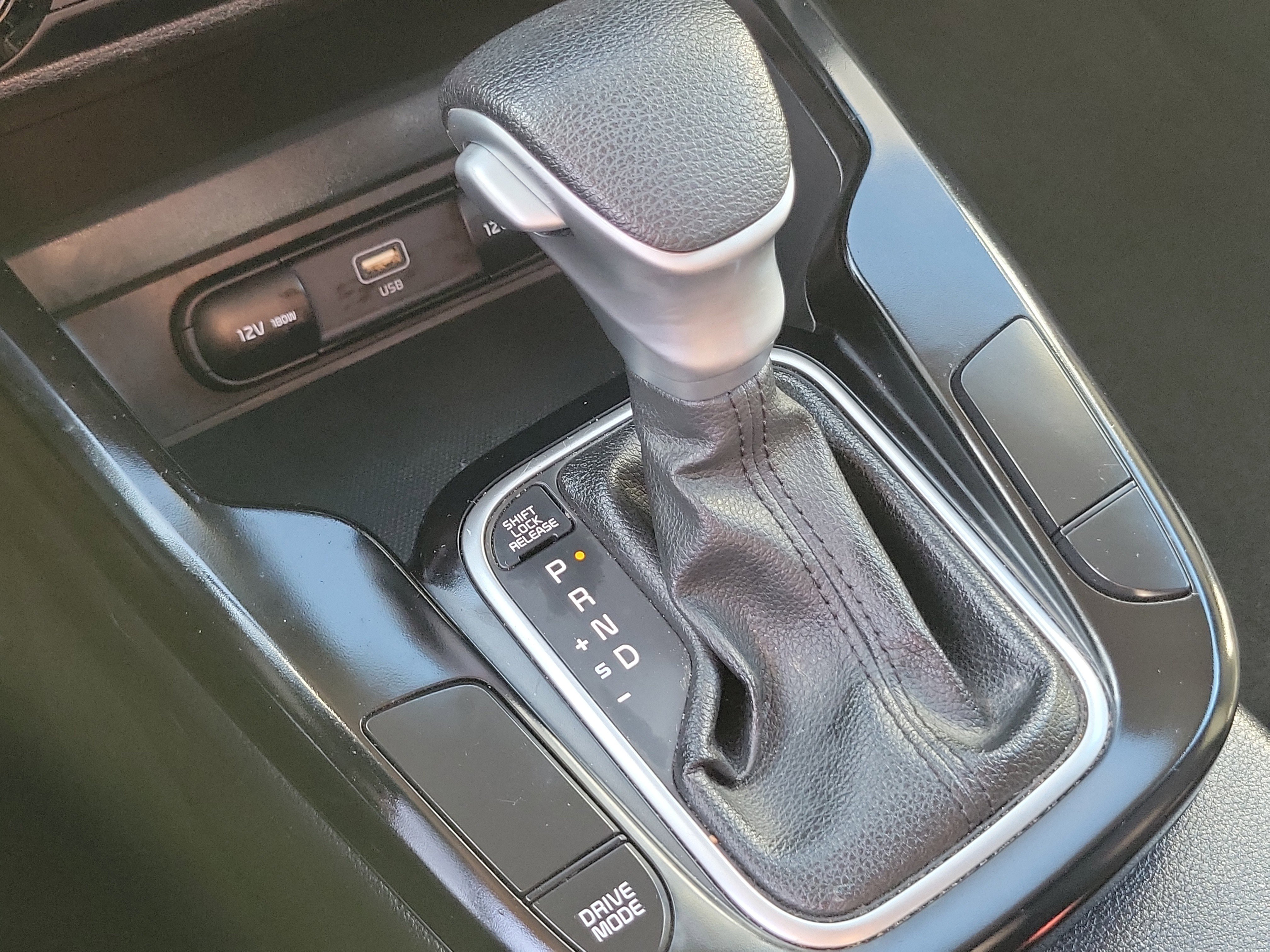 Used 2024 Kia Soul LX w/ Option Group 015 image 12