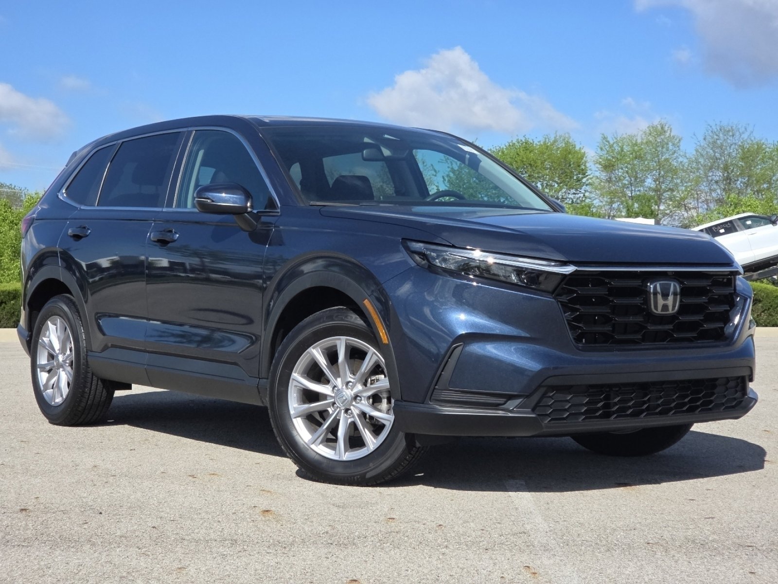 Used 2024 Honda CR-V EX image 2