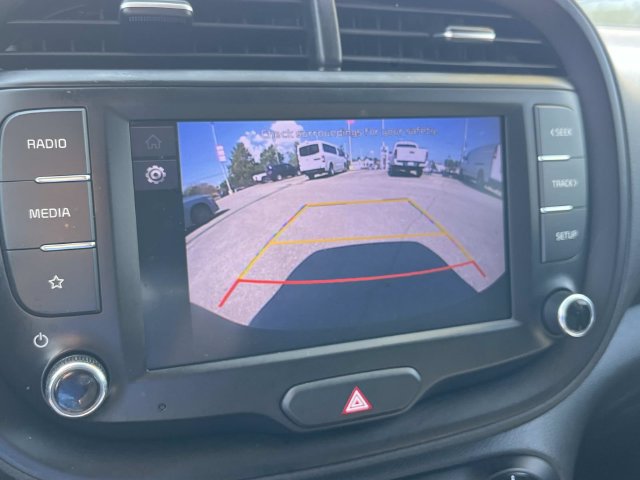 Used 2022 Kia Soul LX FWD image 34