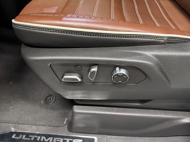 Used 2024 GMC Sierra 3500 Denali Ultimate image 21