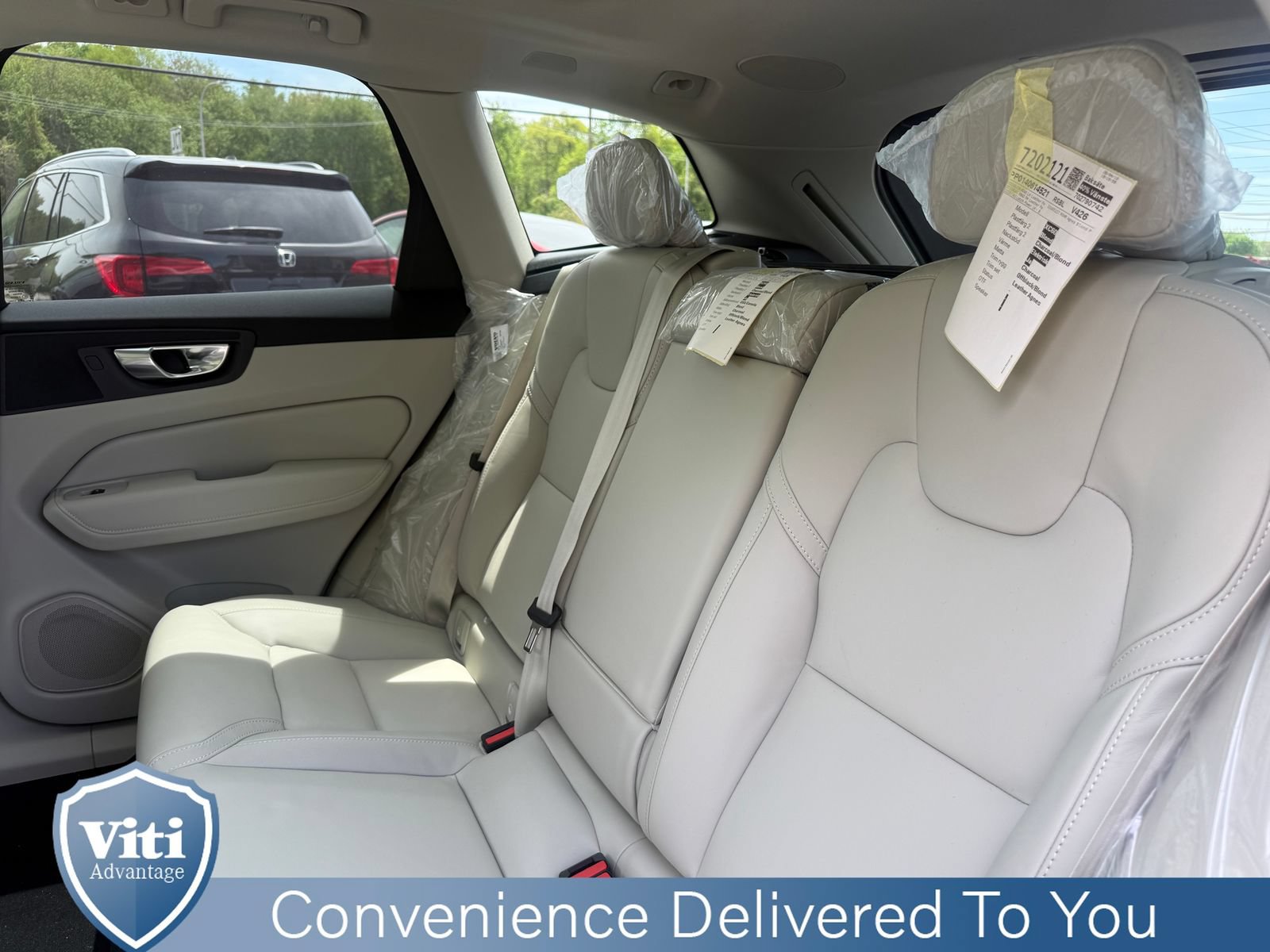 New 2026 Volvo XC60 T8 Ultra w/ Protection Package Premier AWD/4WD image 14