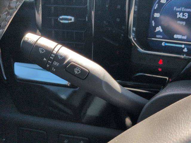 Used 2025 Chevrolet Silverado 1500 LT w/ Safety Package RWD image 16
