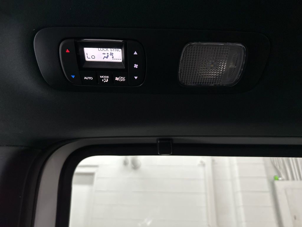 Used 2024 Honda Odyssey Sport image 32