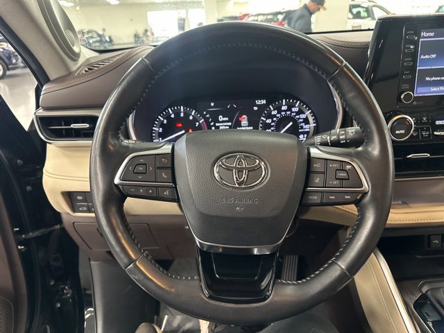 Used 2020 Toyota Highlander Limited AWD/4WD image 12