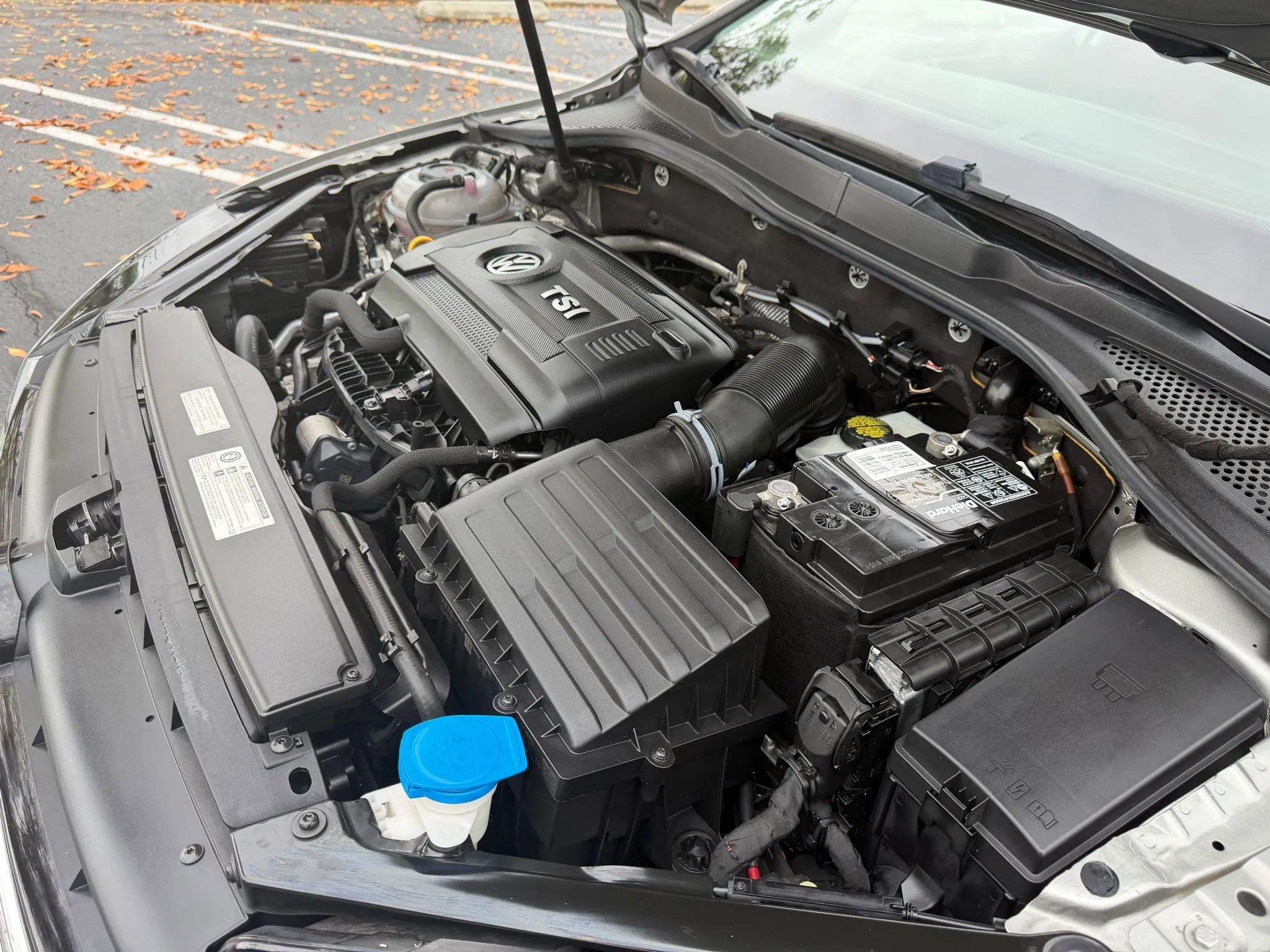 Used 2018 Volkswagen Golf SE image 33