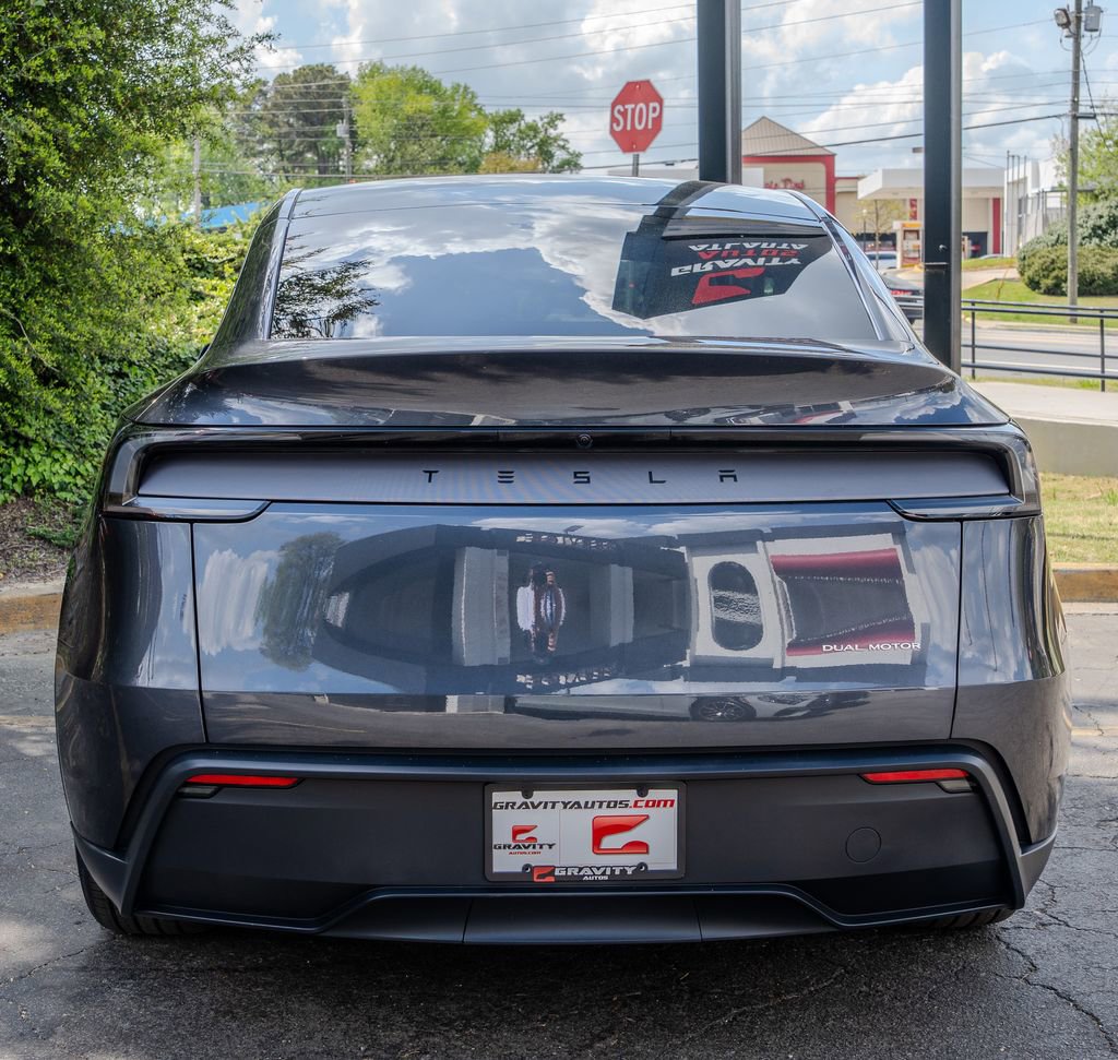 Used 2026 Tesla Model Y Long Range image 23