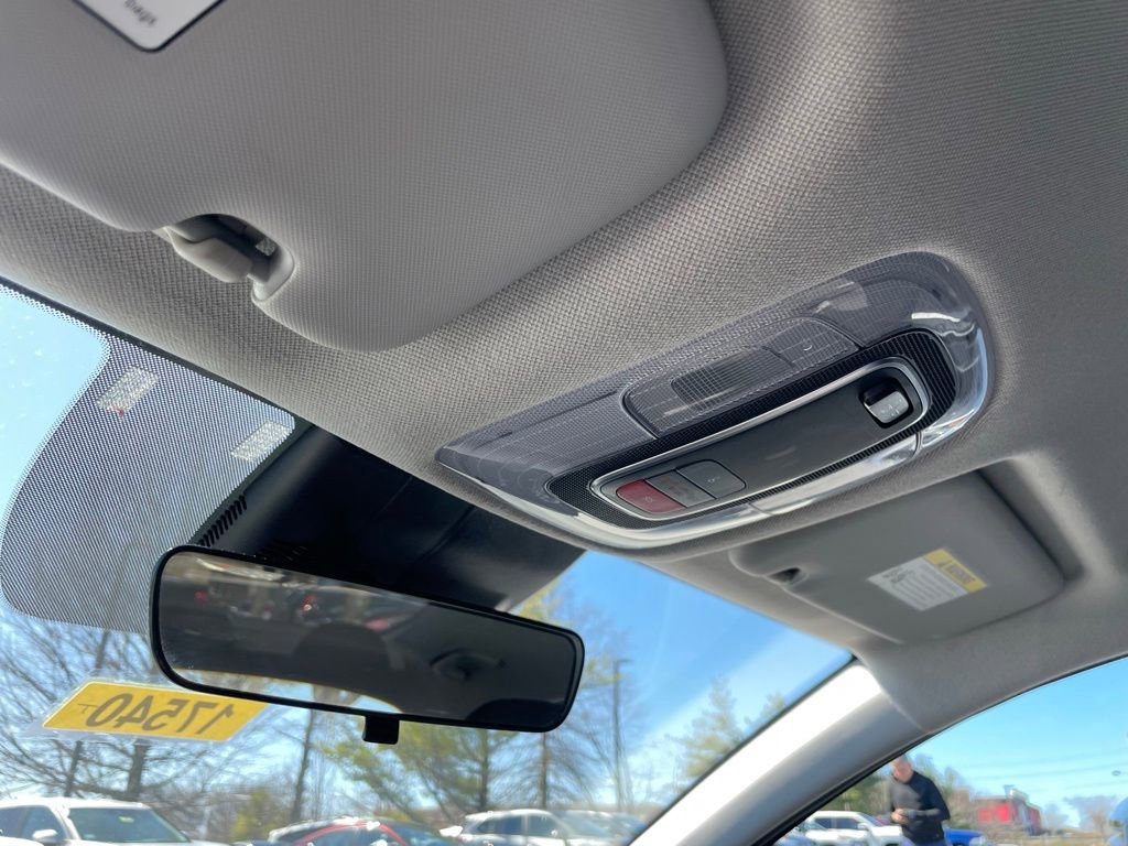 Used 2023 Hyundai Elantra SEL w/ Preferred Accessory Package image 23