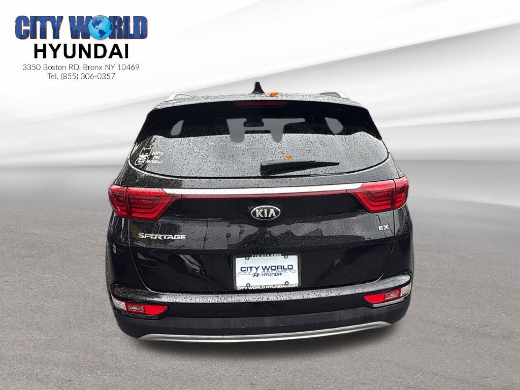 Used 2019 Kia Sportage EX w/ EX Sport Appearance Package AWD/4WD image 4
