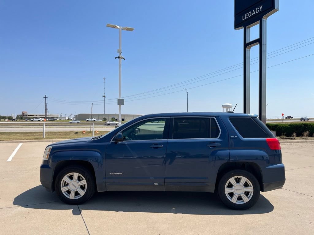 Used 2016 GMC Terrain SLE FWD image 3