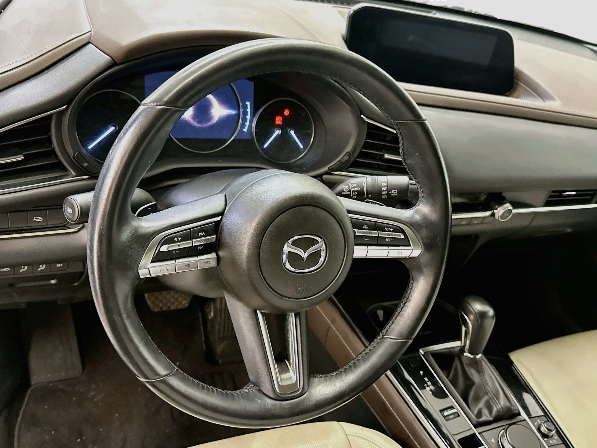 Used 2023 MAZDA CX-30 AWD 2.5 S w/ Premium Package image 18