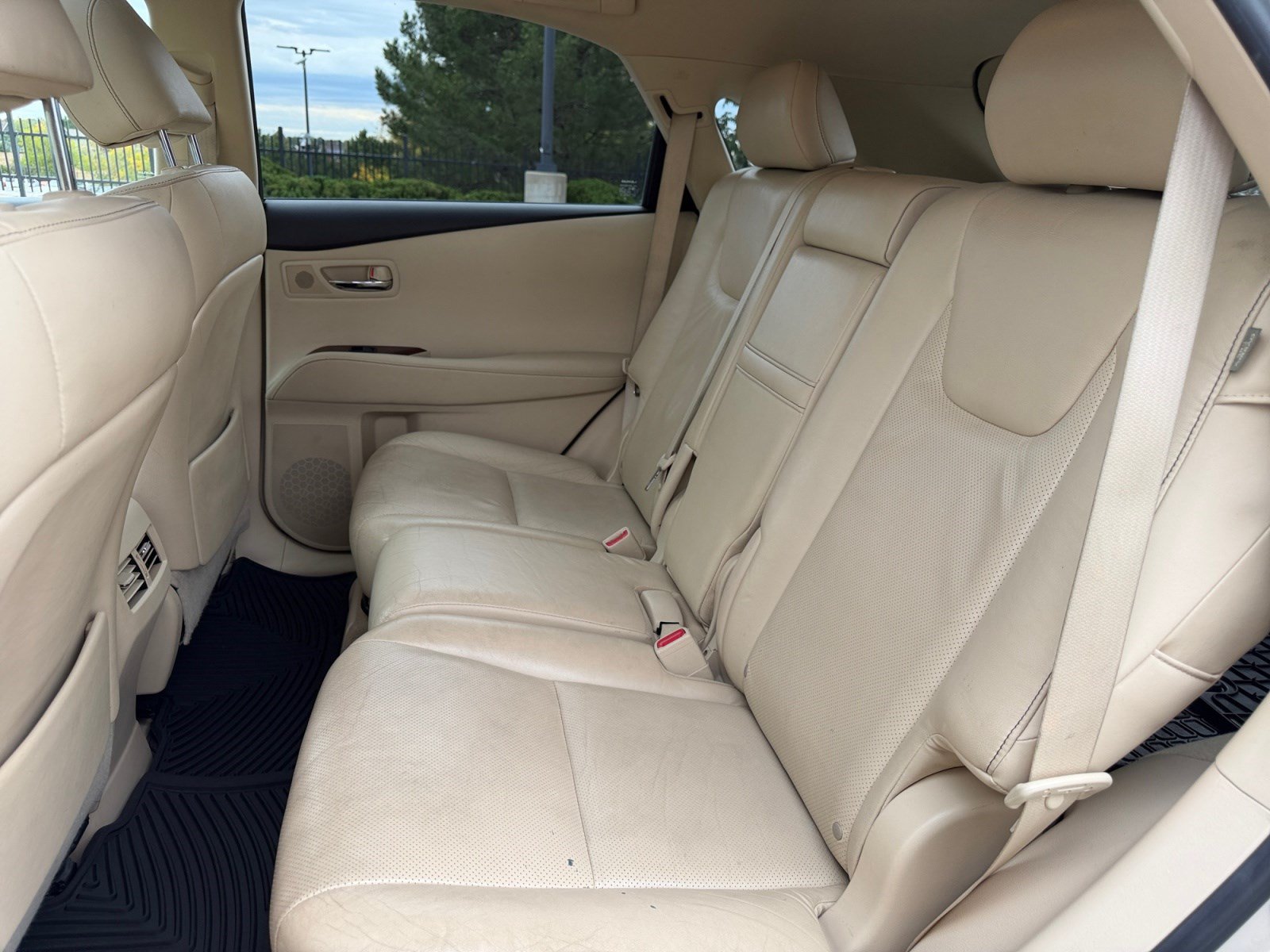 Used 2013 Lexus RX 450h AWD w/ Navigation Pkg image 17