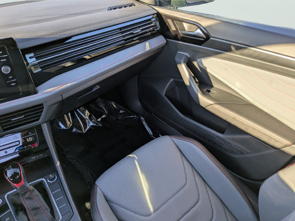 New 2027 Volkswagen Jetta GLI Autobahn FWD image 13