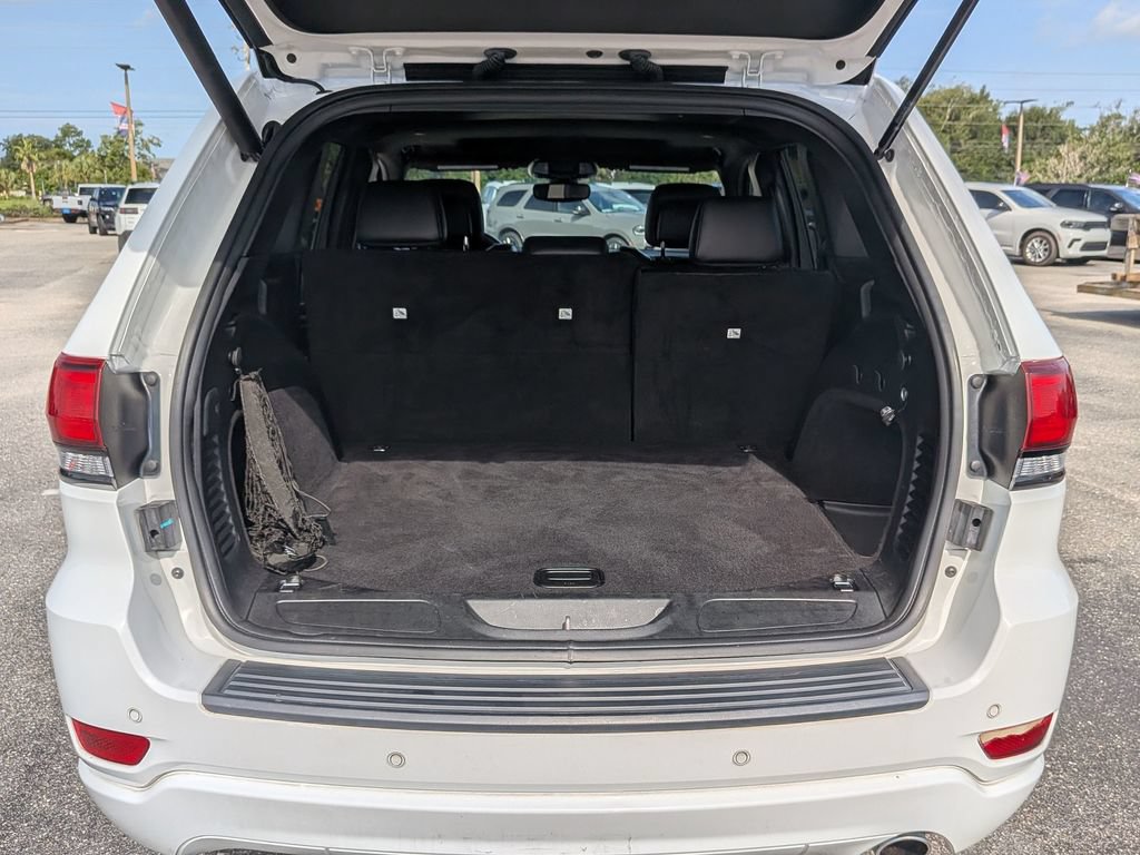 Used 2019 Jeep Grand Cherokee Altitude AWD/4WD image 30