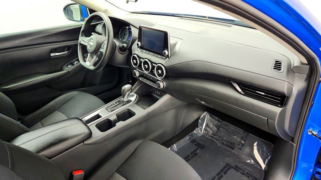 Used 2024 Nissan Sentra SV FWD image 22
