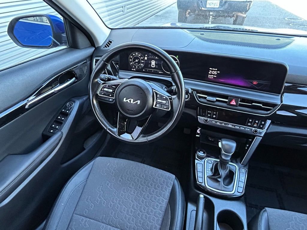 Used 2024 Kia Seltos X-Line image 6