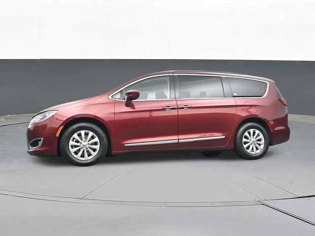 Used 2019 Chrysler Pacifica Touring-L image 59