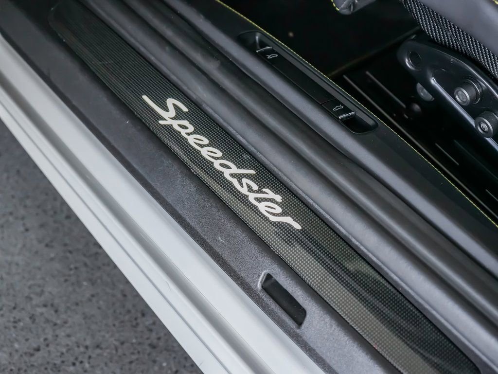 Certified 2019 Porsche 911 Speedster image 14