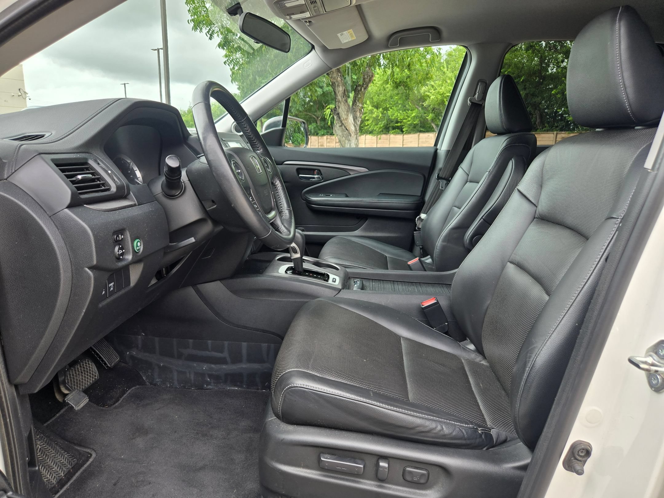 Used 2017 Honda Ridgeline RTL image 9