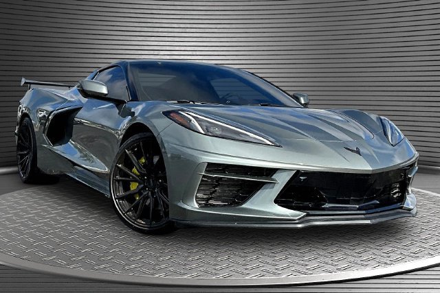 Used 2023 Chevrolet Corvette Stingray Preferred Conv w/ Z51 Performance Package RWD image 3