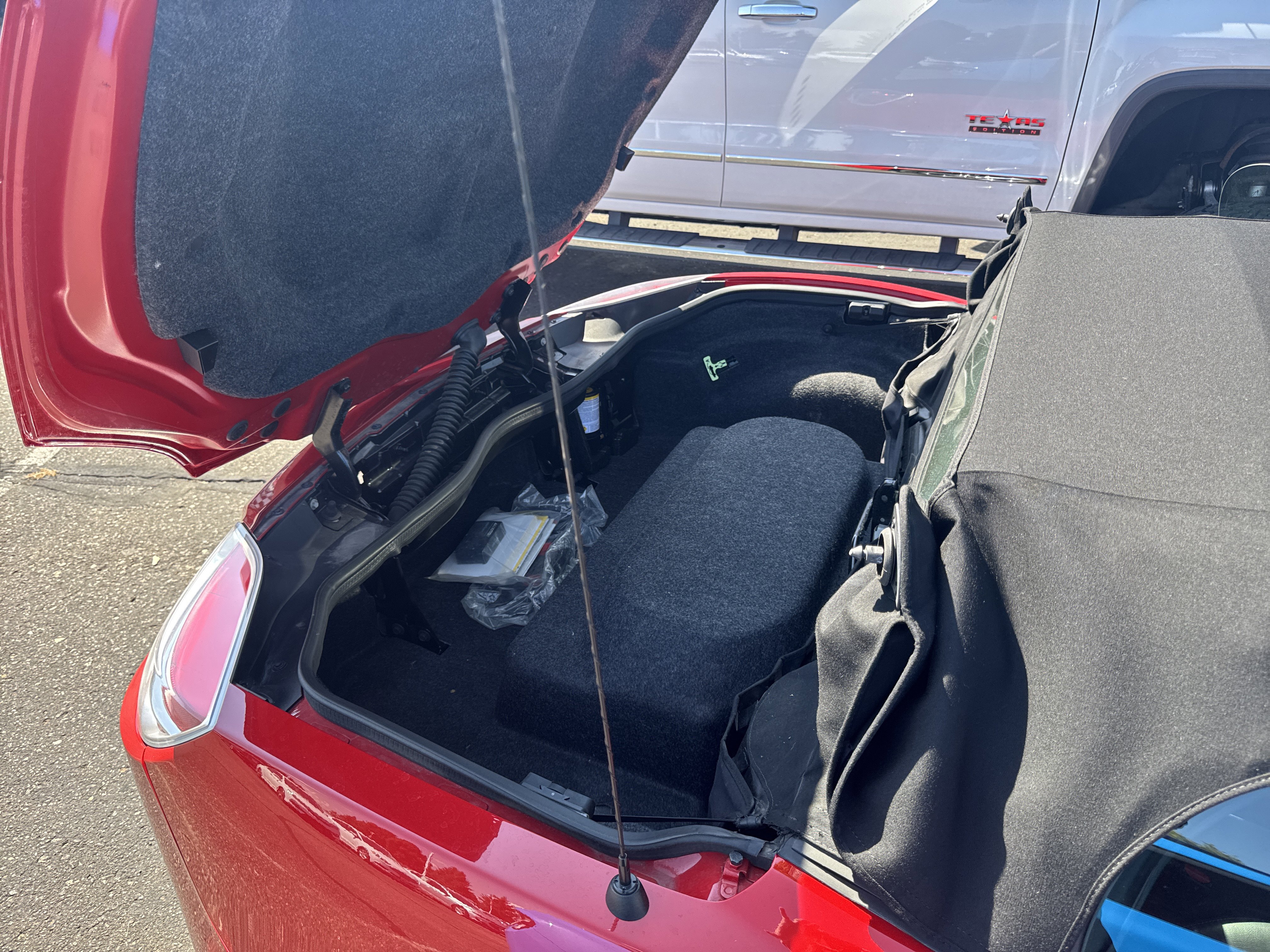 Used 2007 Saturn Sky w/ Premium Trim Pkg image 14