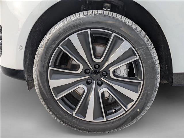 New 2026 Land Rover Range Rover SE image 10