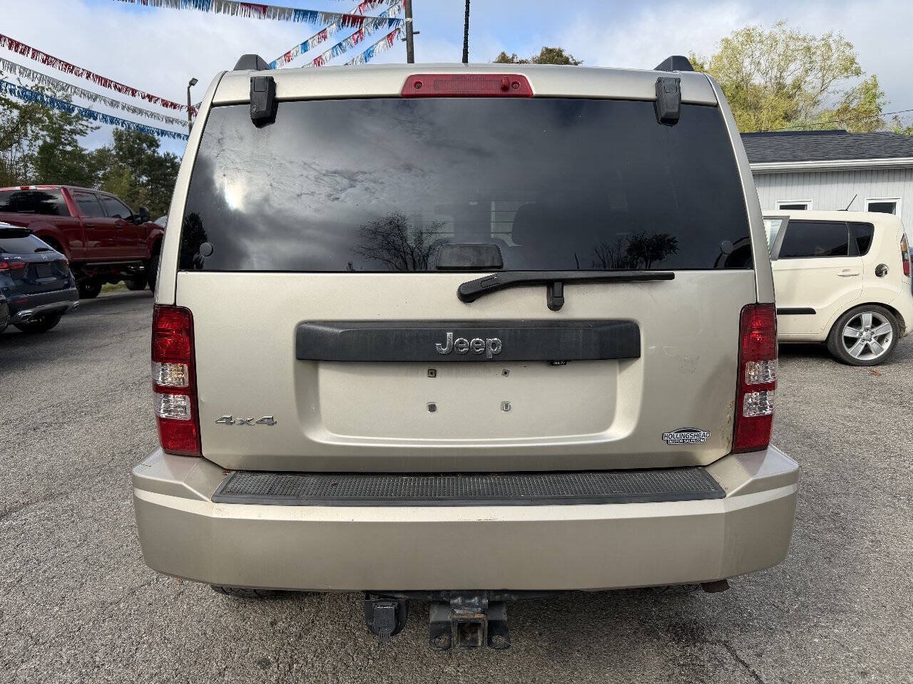 Used 2010 Jeep Liberty Sport w/ Popular Equipment Group AWD/4WD image 4
