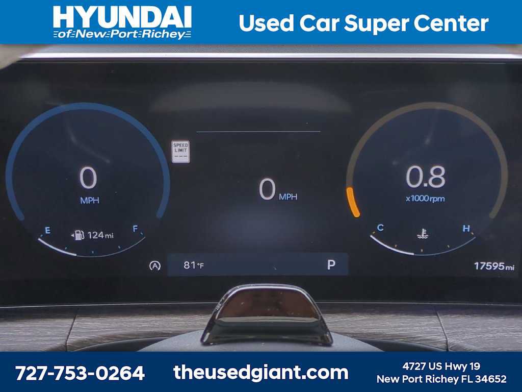 Certified 2025 Hyundai Santa Fe Limited FWD image 33
