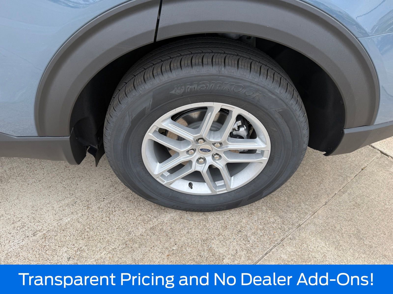 New 2026 Ford Explorer Active image 9