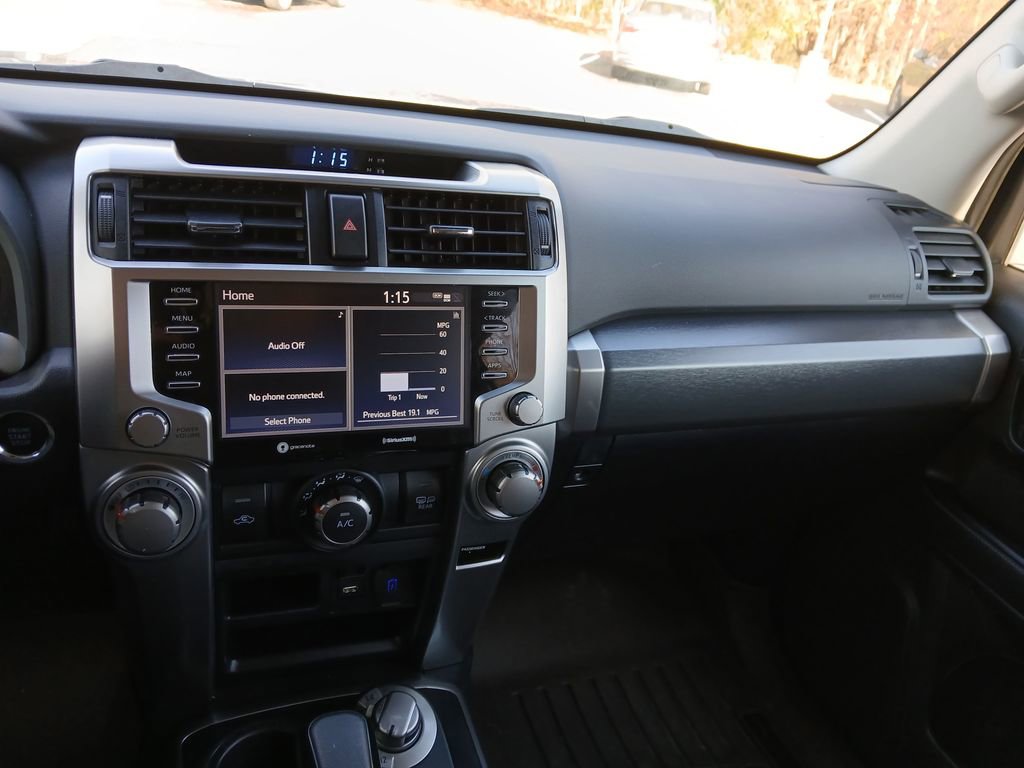 Used 2022 Toyota 4Runner TRD Sport image 17