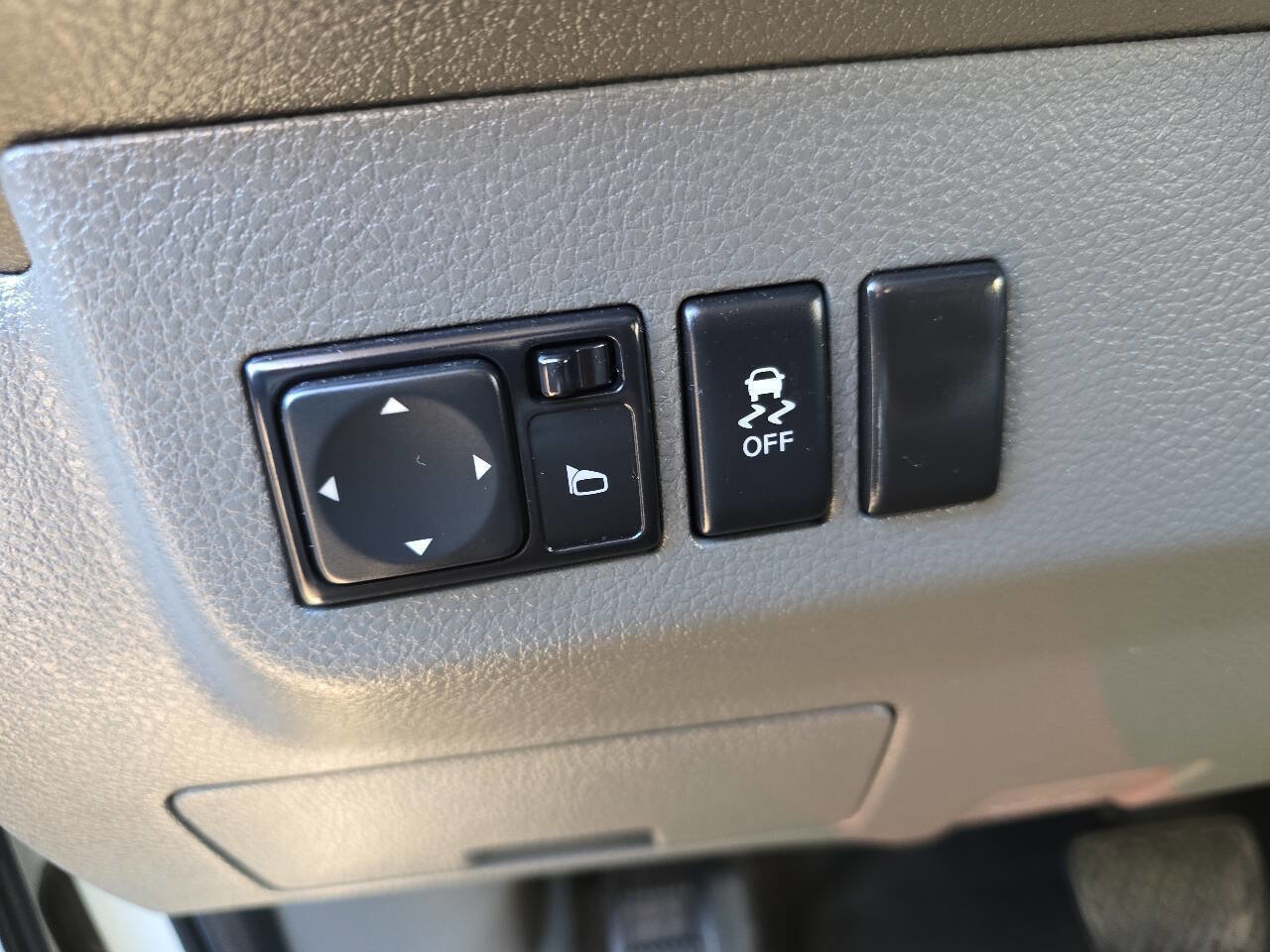 Used 2020 Nissan NV 2500 SV w/ Navigation Package image 20