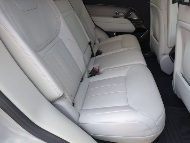 Used 2023 Land Rover Range Rover Sport SE AWD/4WD image 17