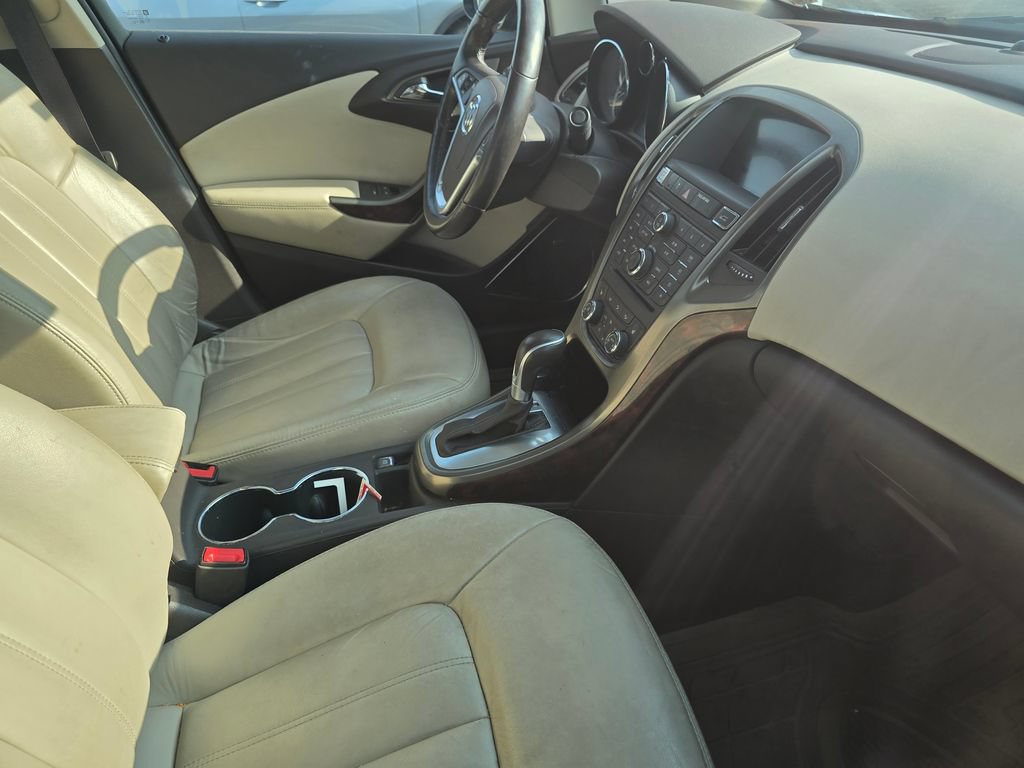 Used 2014 Buick Verano Leather FWD image 13