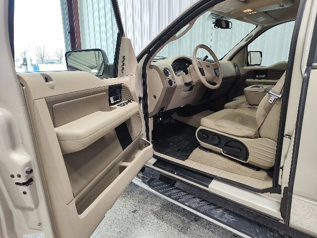 Used 2008 Ford F150 XLT AWD/4WD image 11