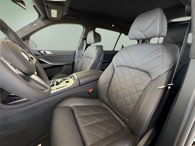 Used 2026 BMW X7 xDrive40i w/ M Sport Package image 23