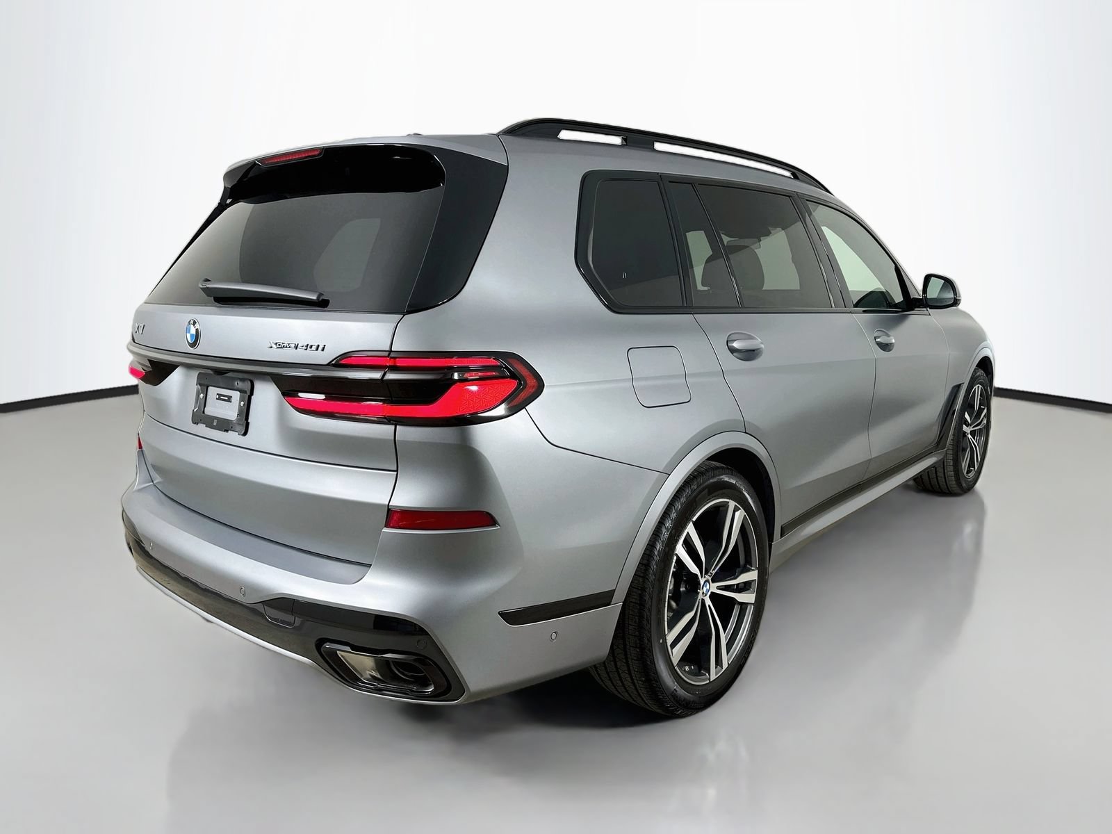 New 2027 BMW X7 xDrive40i w/ Executive Package AWD/4WD image 5
