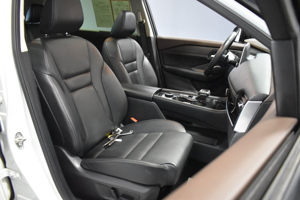 Certified 2023 Nissan Rogue SL AWD/4WD image 14