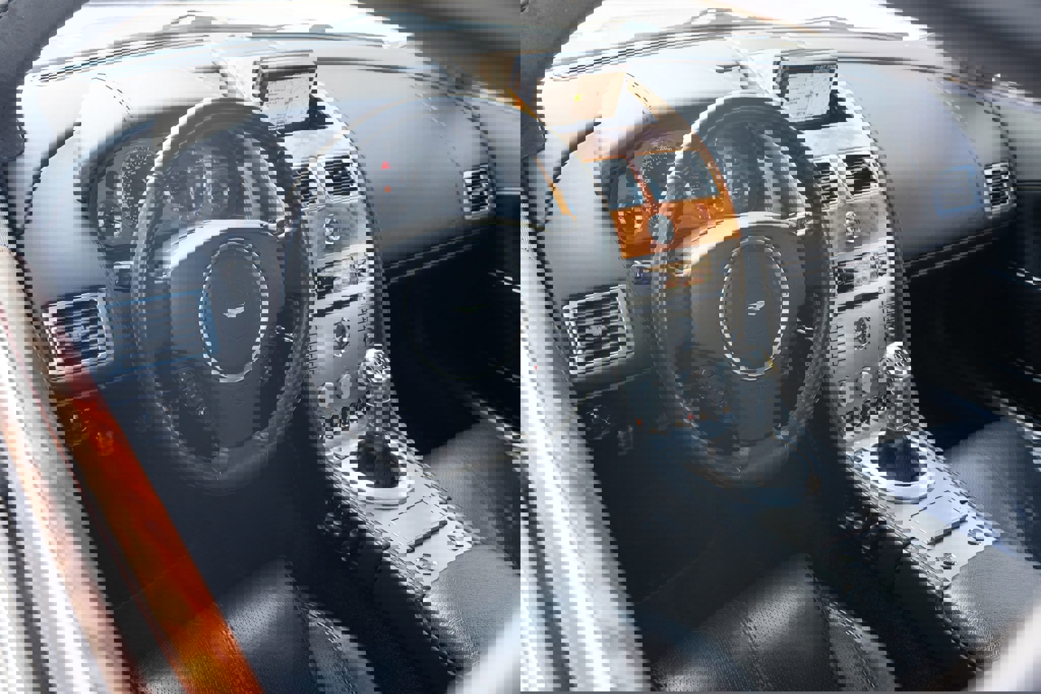 Used 2007 Aston Martin DB9 Coupe image 3