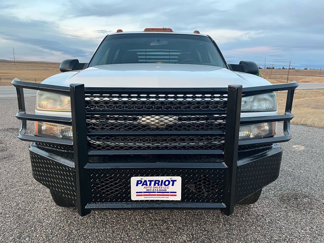 Used 2005 Chevrolet Silverado 3500 LS w/ Skid Plate Package image 8