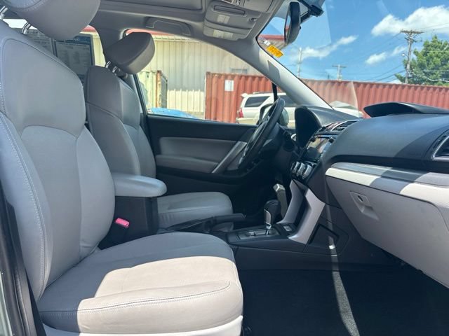 Used 2016 Subaru Forester 2.5i Limited AWD/4WD image 12