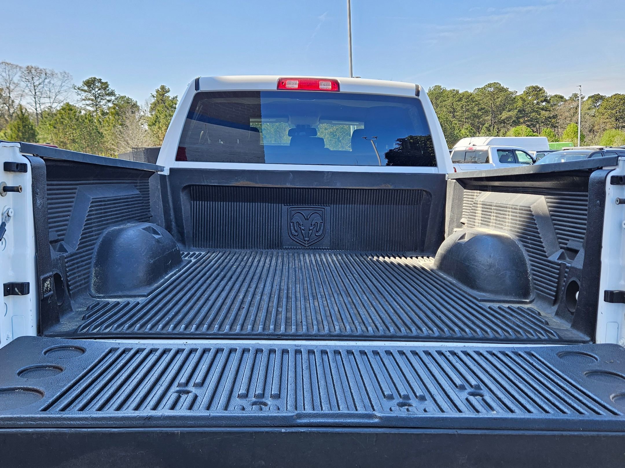 Used 2018 RAM 1500 Tradesman image 29
