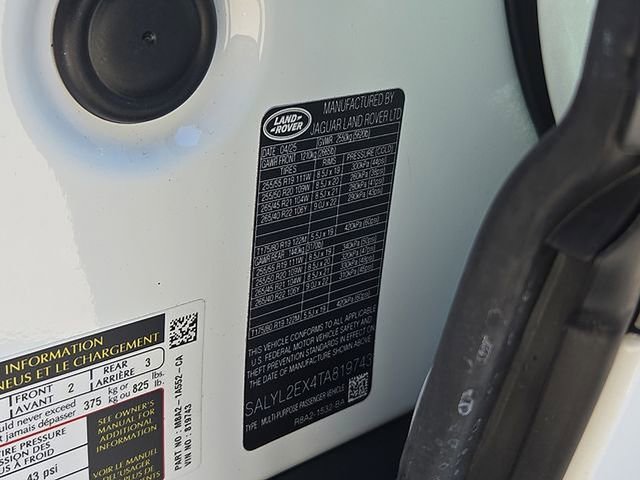 New 2026 Land Rover Range Rover Velar Dynamic SE image 17