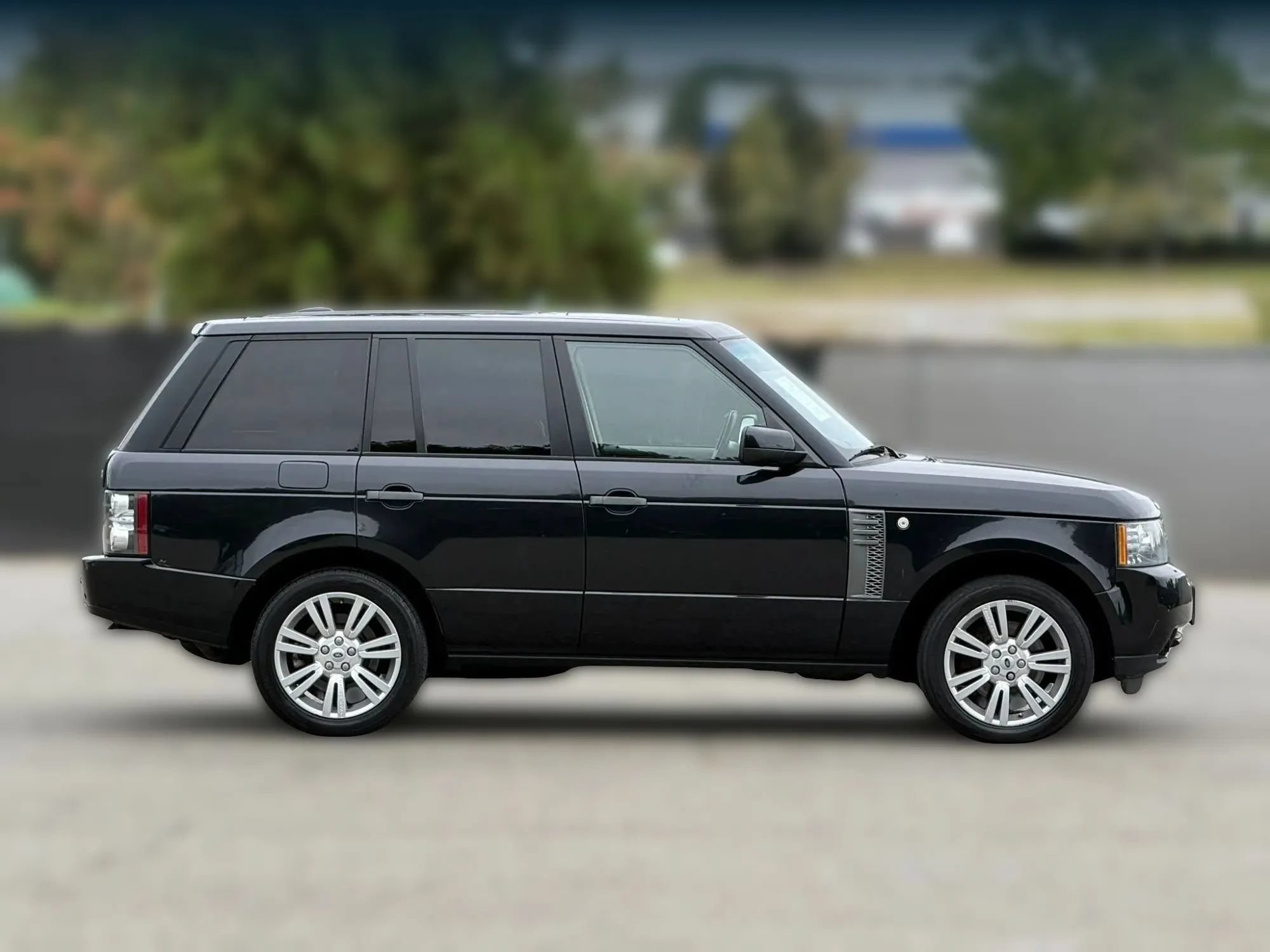 Used 2011 Land Rover Range Rover HSE LUX AWD/4WD image 7