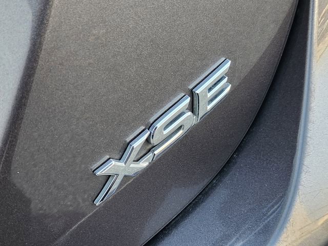 Used 2024 Toyota Camry XSE FWD image 8