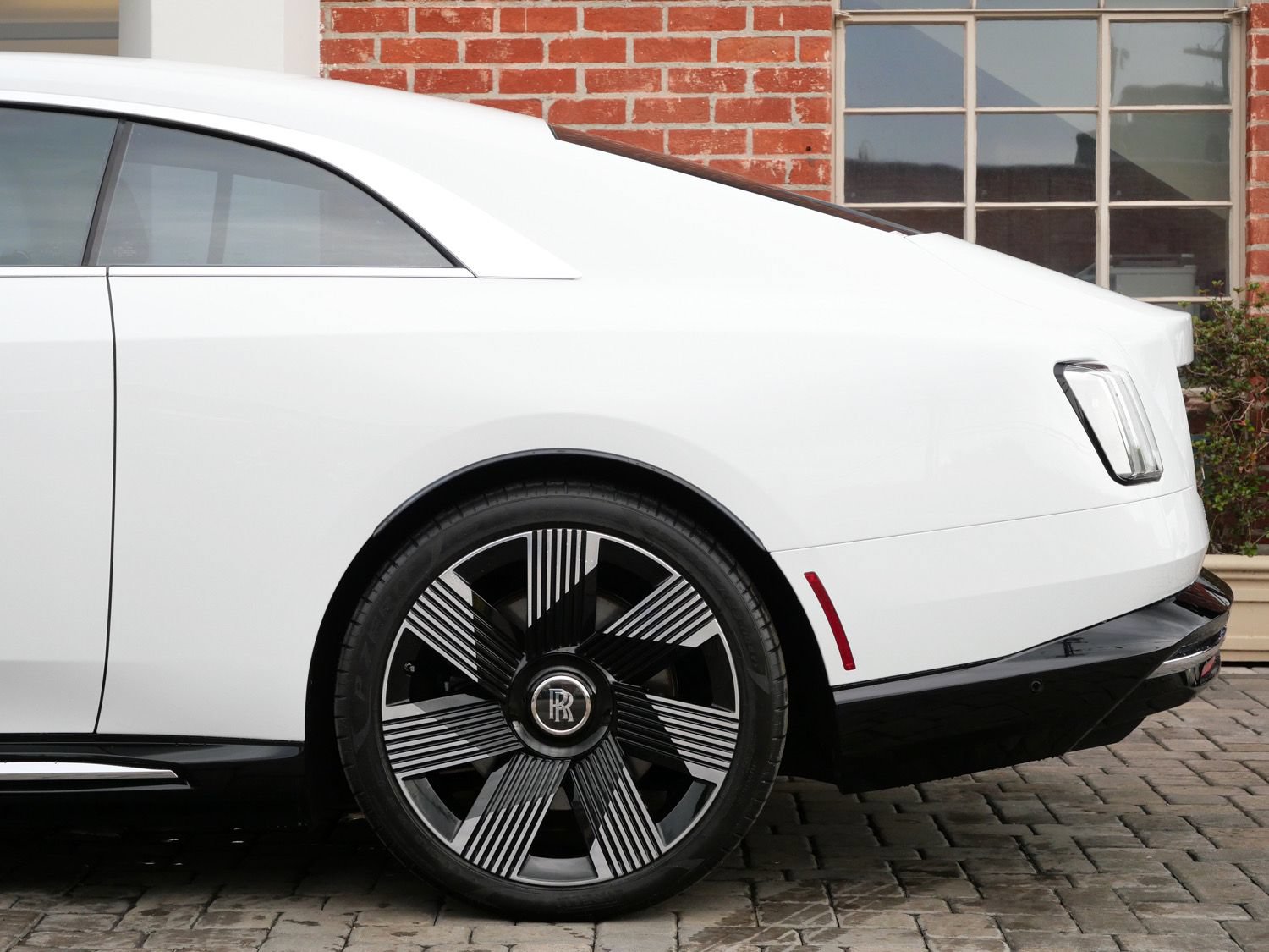 Certified 2024 Rolls-Royce Spectre w/ Spectre Launch Package AWD/4WD image 24