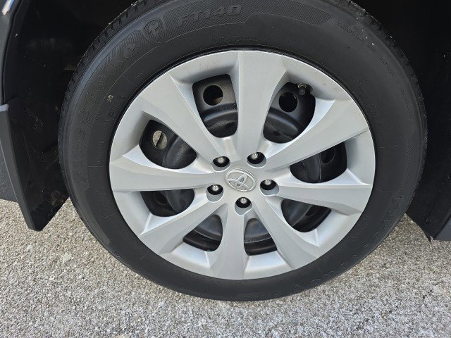 Used 2023 Toyota Corolla LE FWD image 12