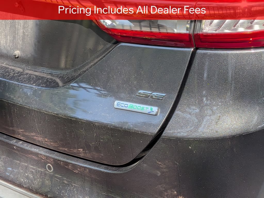 Used 2018 Ford Fusion SE w/ Equipment Group 201A FWD image 7