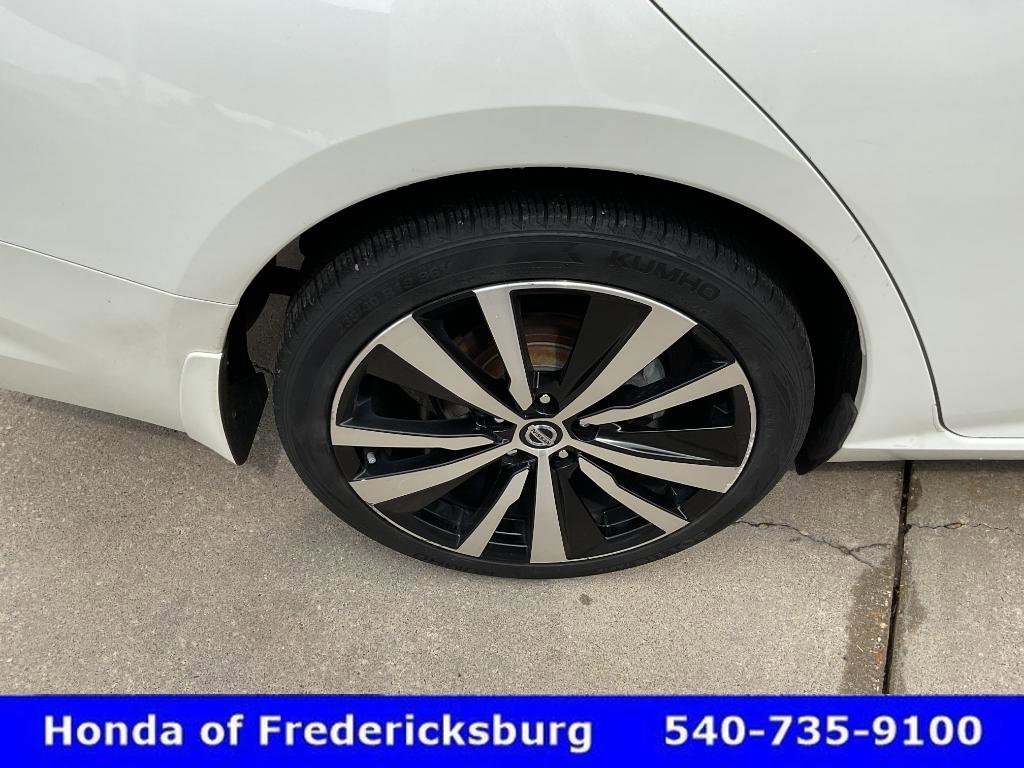 Used 2019 Nissan Altima 2.5 SR w/ SR Premium Package AWD/4WD image 4