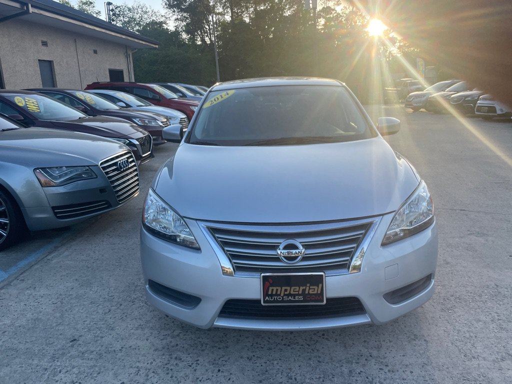 Used 2014 Nissan Sentra SV w/ SV Driver Package FWD image 3